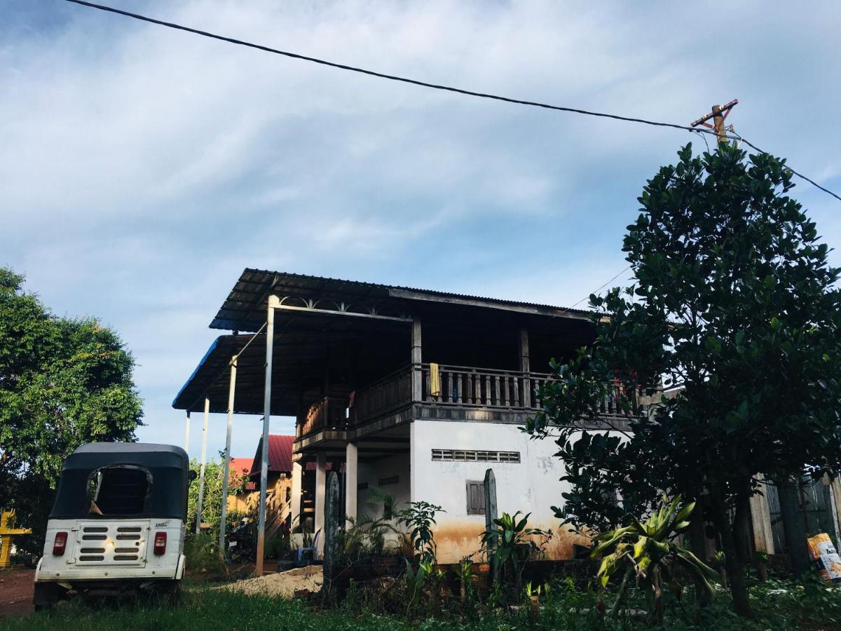 Ratanakiri Farmhouse & Trekking Banlung Buitenkant foto