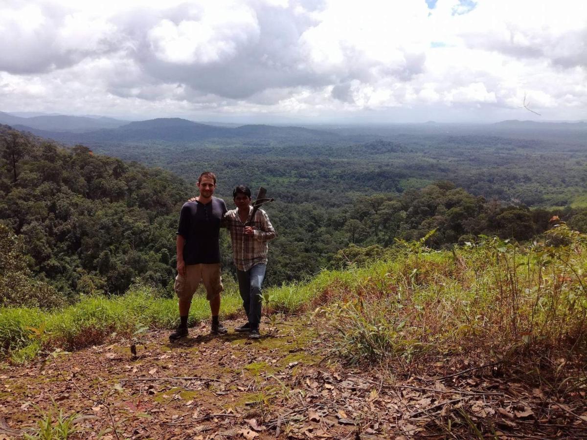 Ratanakiri Farmhouse & Trekking Banlung Buitenkant foto