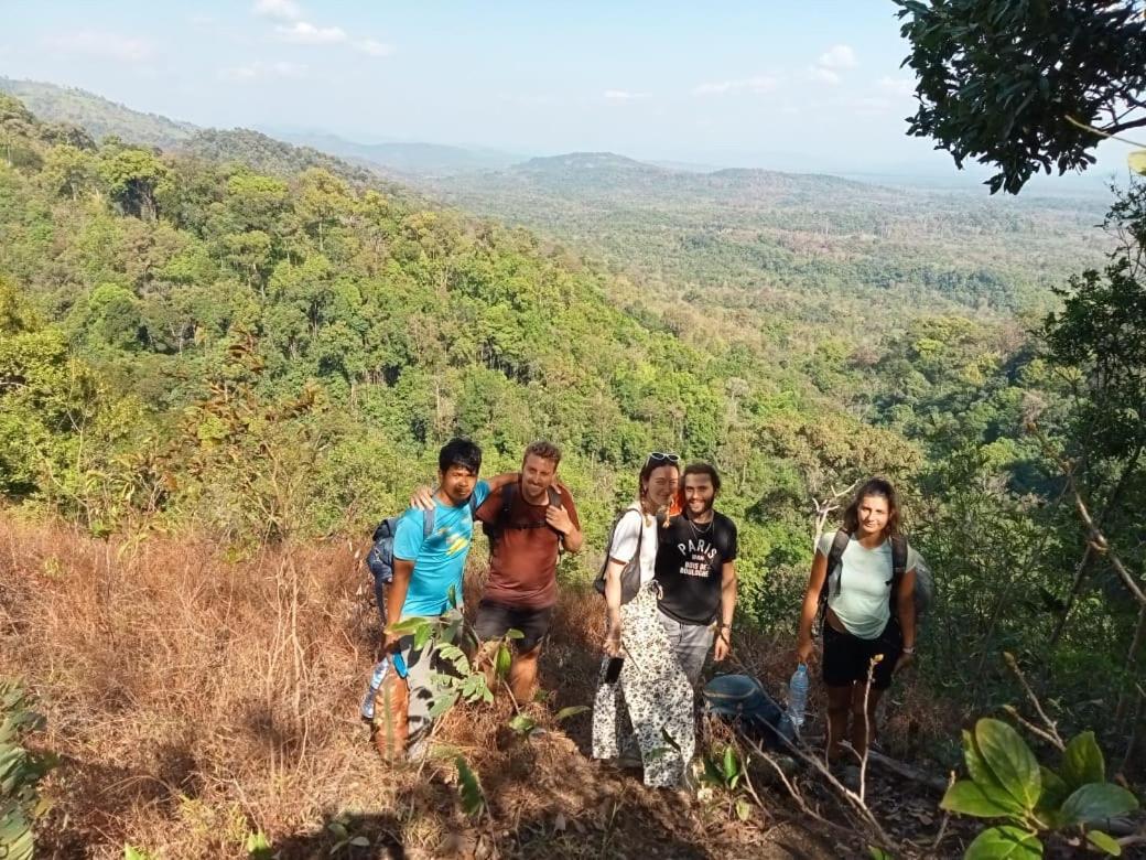 Ratanakiri Farmhouse & Trekking Banlung Buitenkant foto