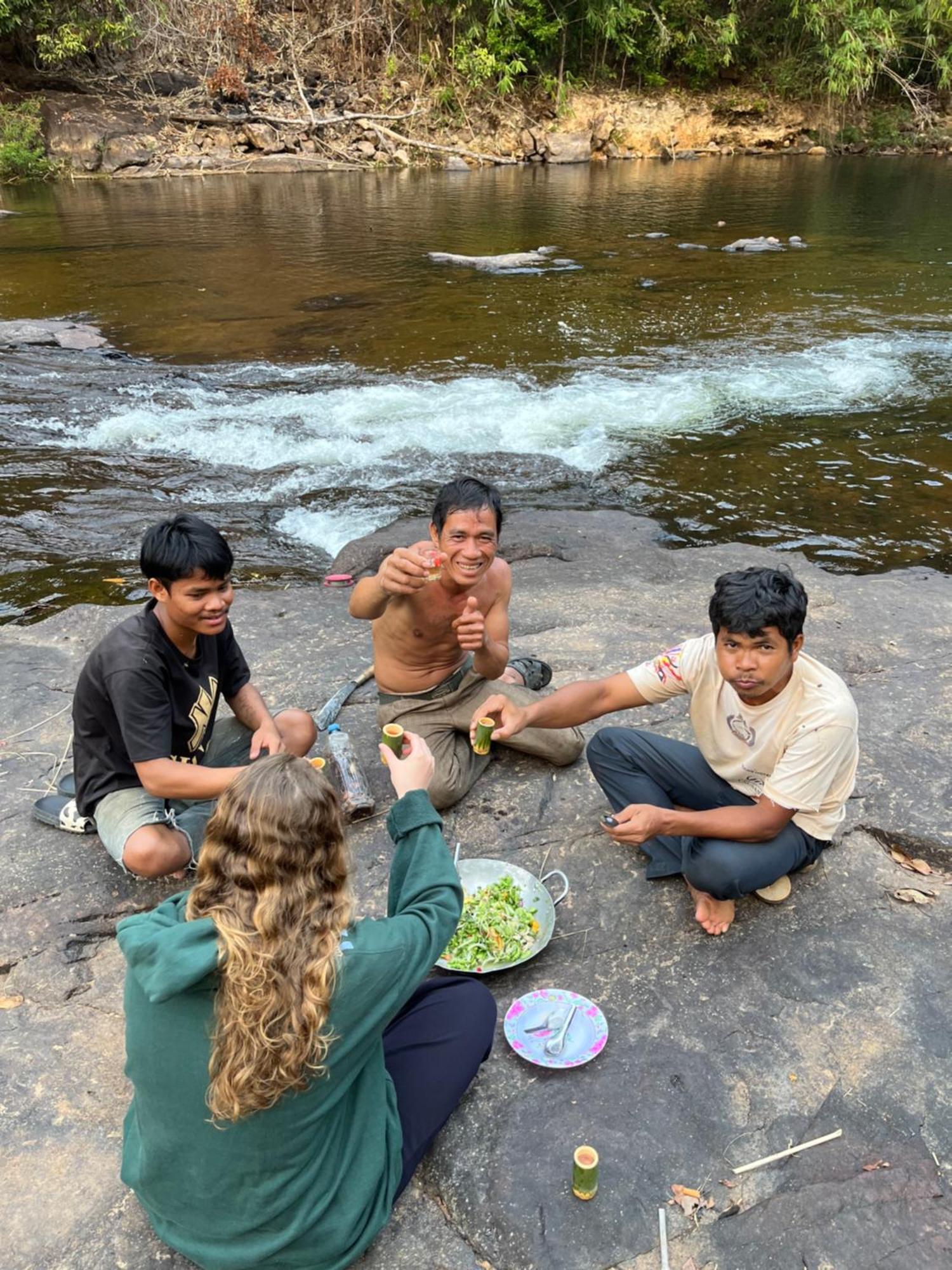 Ratanakiri Farmhouse & Trekking Banlung Buitenkant foto