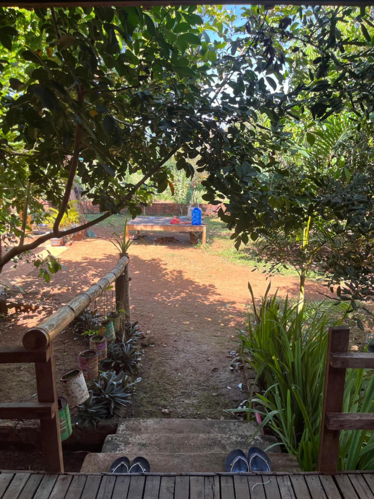 Ratanakiri Farmhouse & Trekking Banlung Buitenkant foto